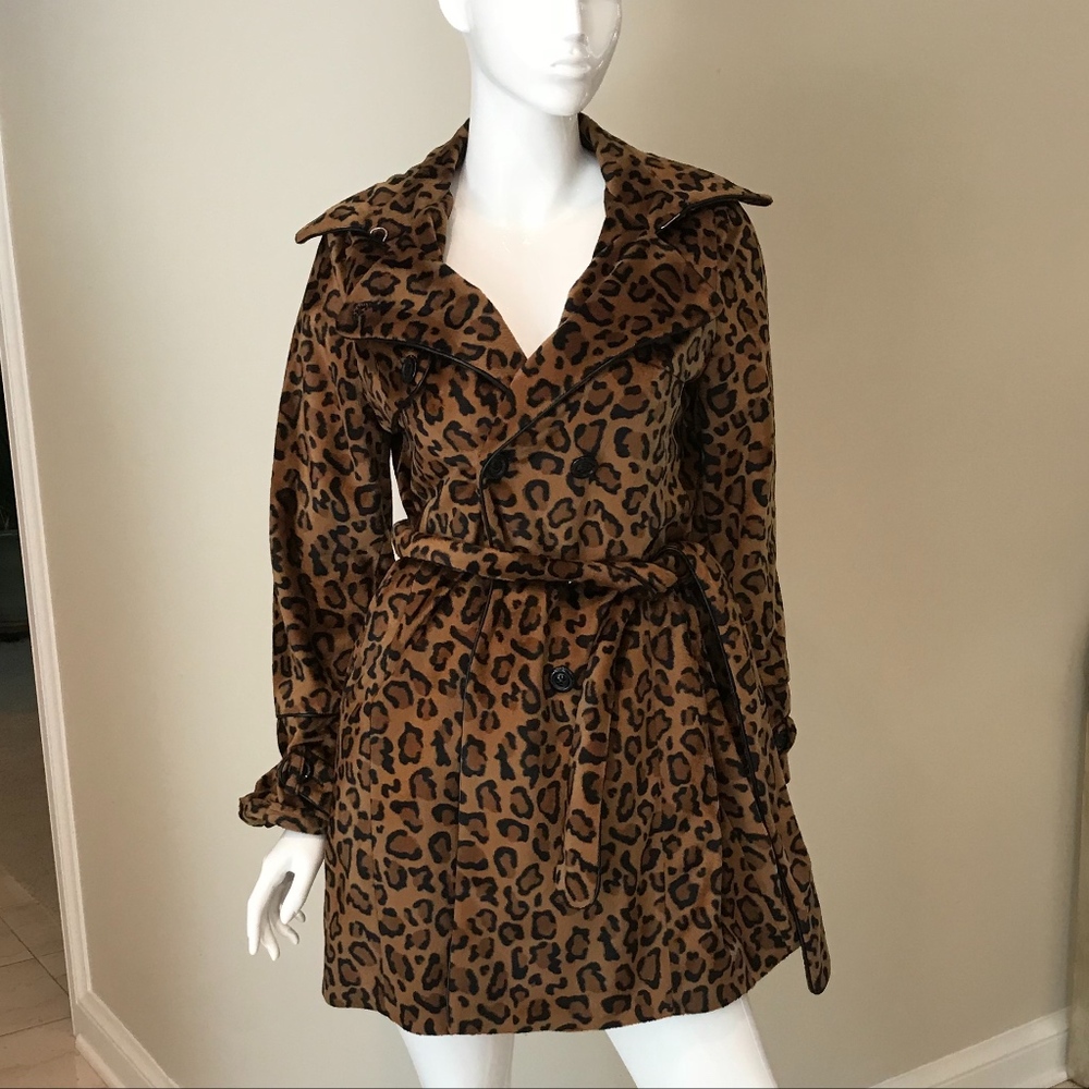 Betsey Johnson Medium Cheetah Print Coat